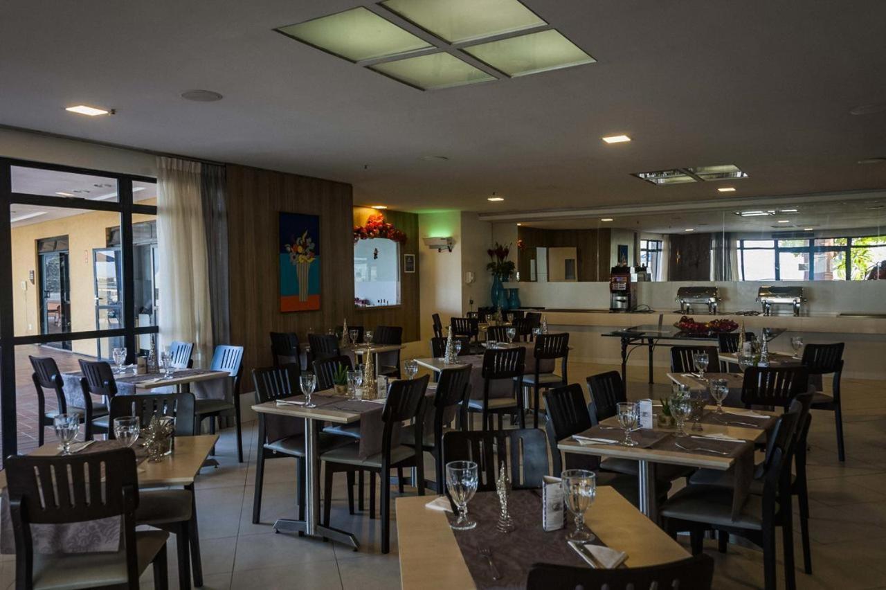 Iate Plaza Hotel 402 Fortaleza  Exterior photo